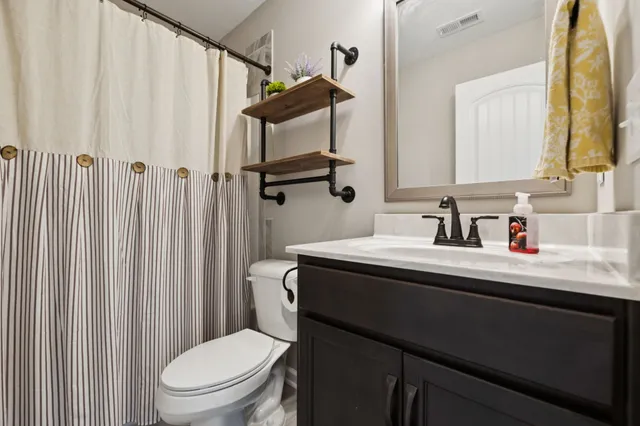 $395,000 | 1565 Kestrel Drive, Clarksville, TN 37040