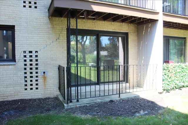 $109,000 | 3239 South 58th Street, Unit 111, Milwaukee, WI 53219