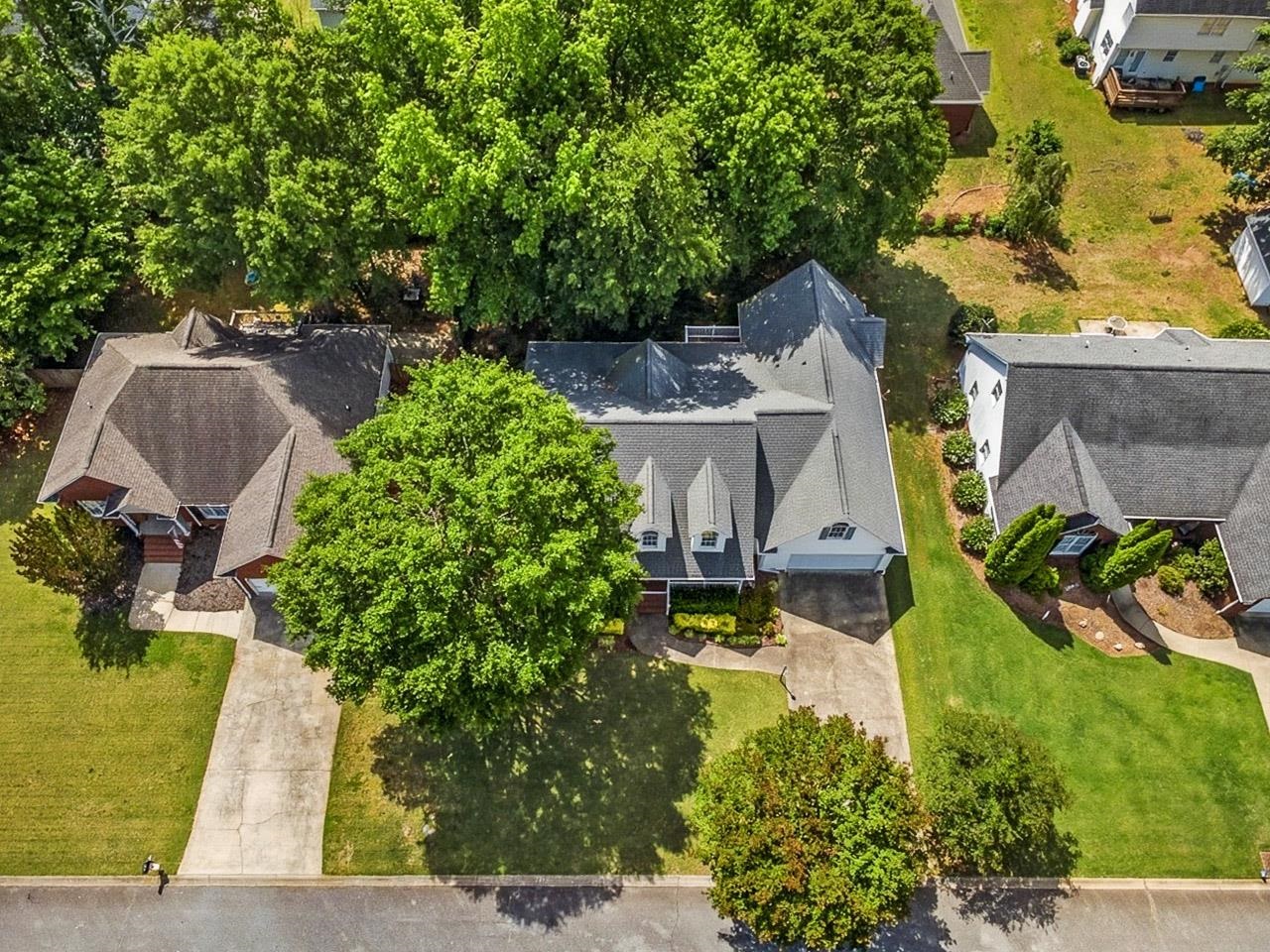 614 Tillman Court Roebuck, SC 29376 - Photo 4 of 45