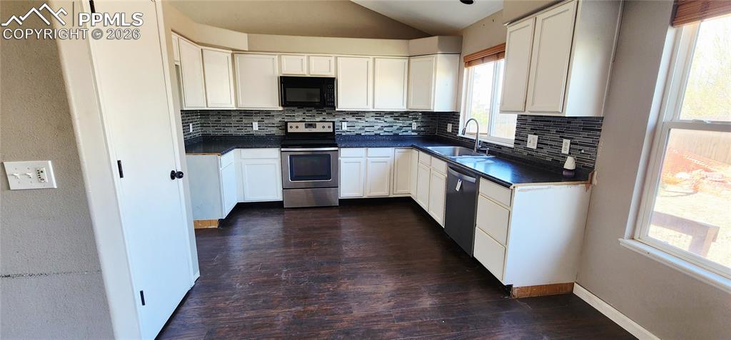 8183 Gladwater Road Peyton, CO 80831 - Photo 8 of 35