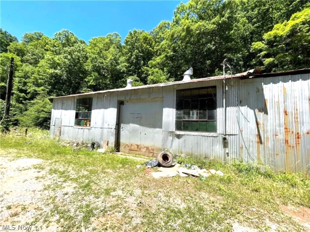 974 Slate Road Spencer, WV 25276 - Photo 1 of 27
