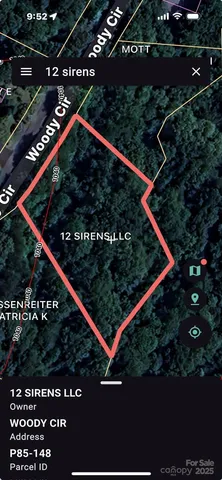 a picture of a tennis court