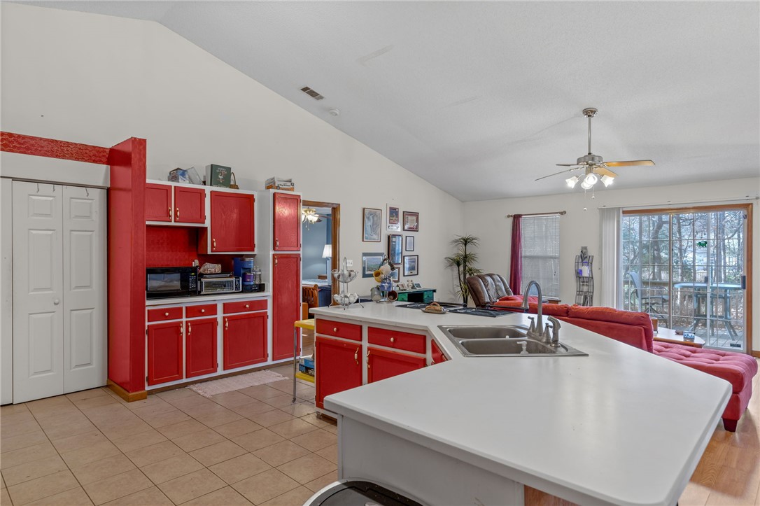 510 Hunters Lane Anderson, SC 29625 - Photo 8 of 36