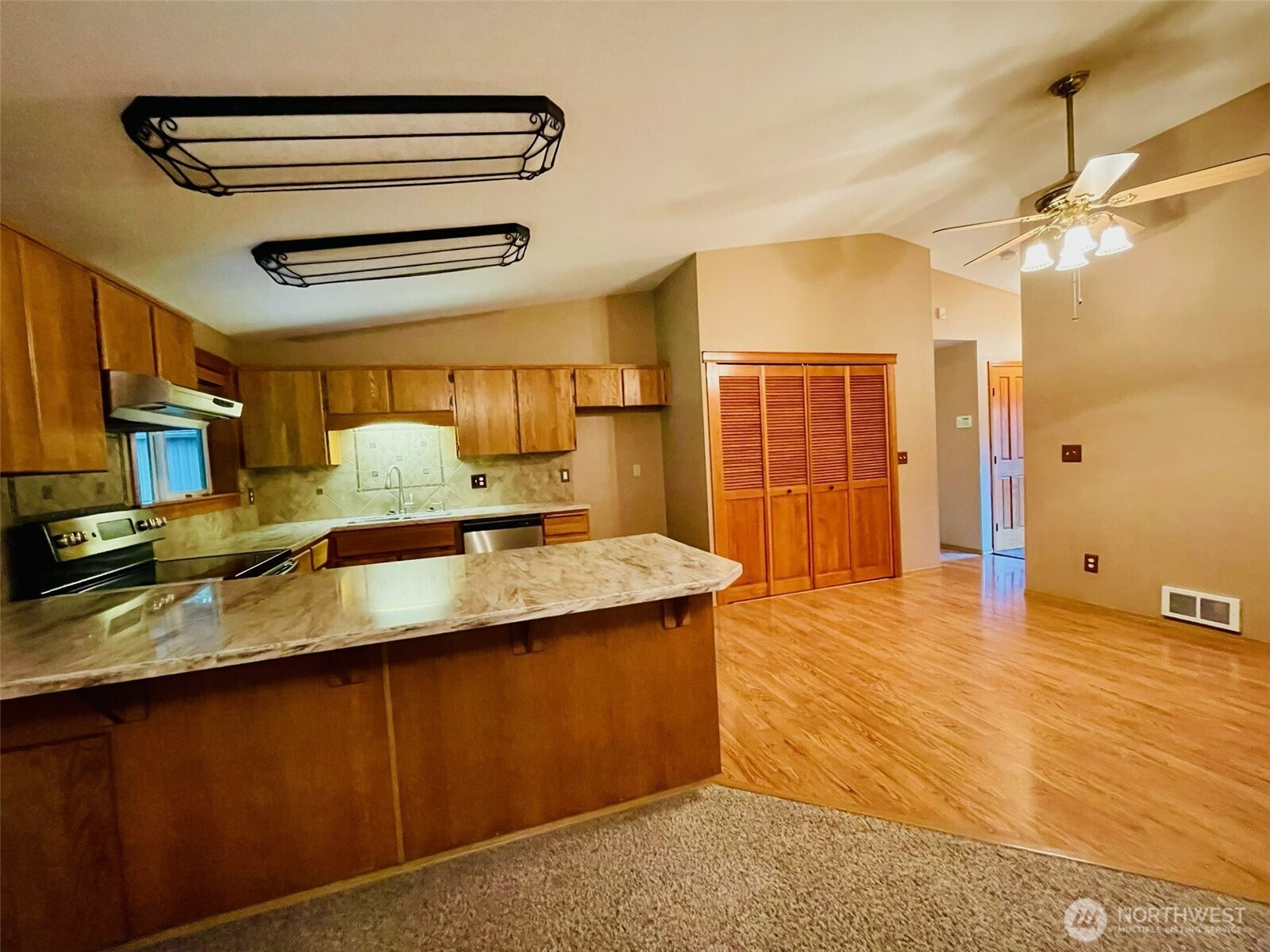 246-27 Walker Road Toledo, WA 98591 - Photo 9 of 39