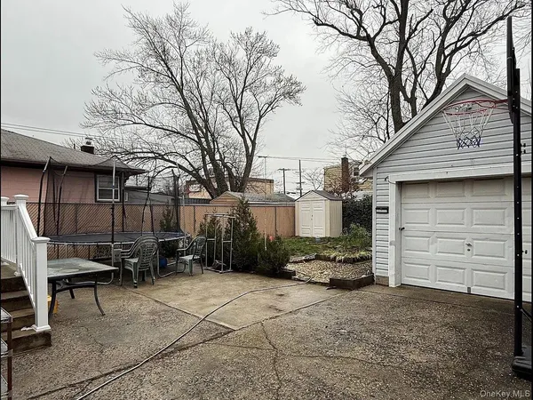 $665,000 | 17 Litchfield Avenue, Unit 1, Elmont, NY 11003