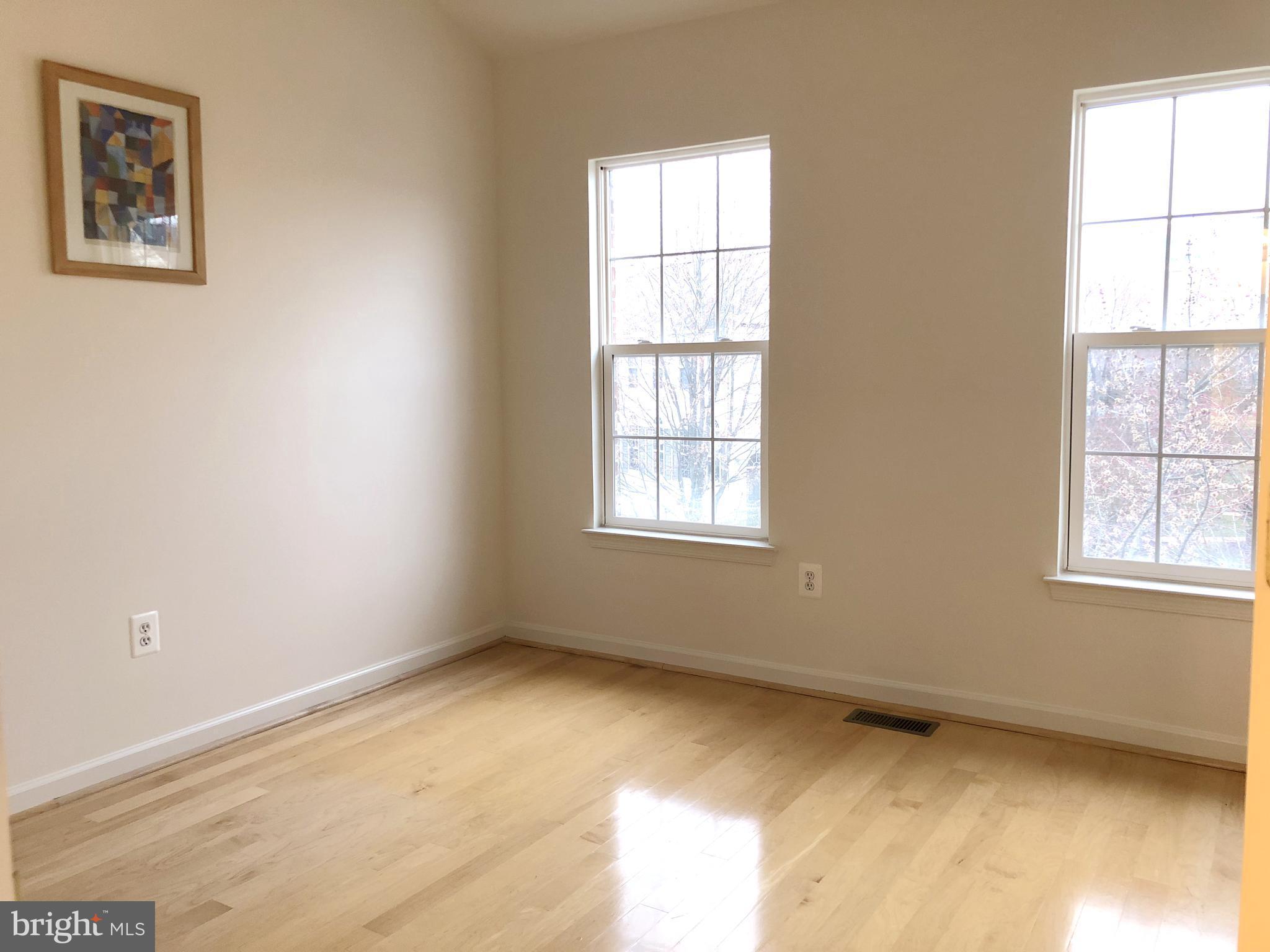 12 Case Street Gaithersburg, MD 20878 - Photo 8 of 18 Guest Bedroom 2