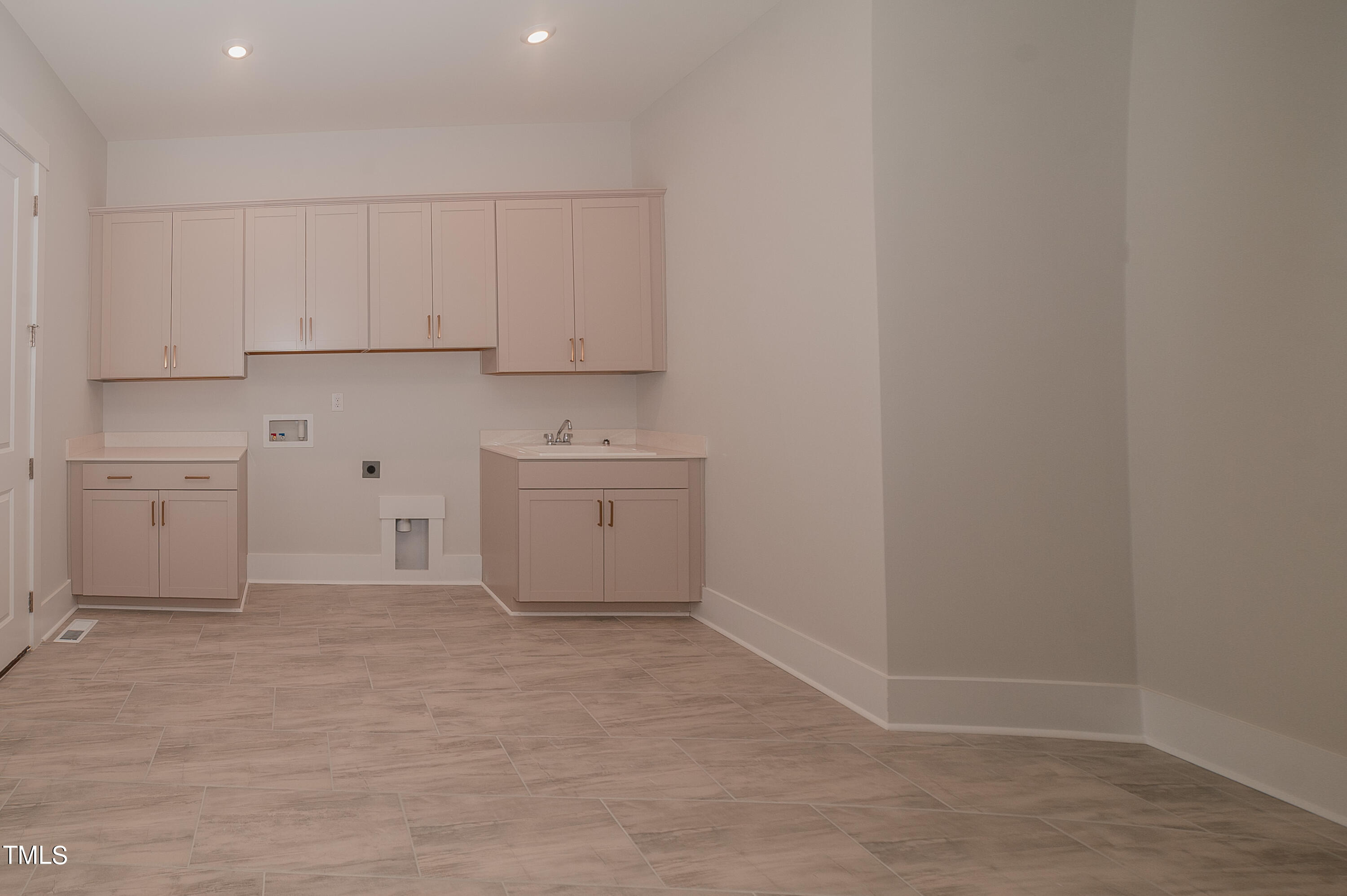 73 Streamside Drive Angier, NC 27501 - Photo 38 of 50 WFDS-0097-00_Sebastian K_Laundry