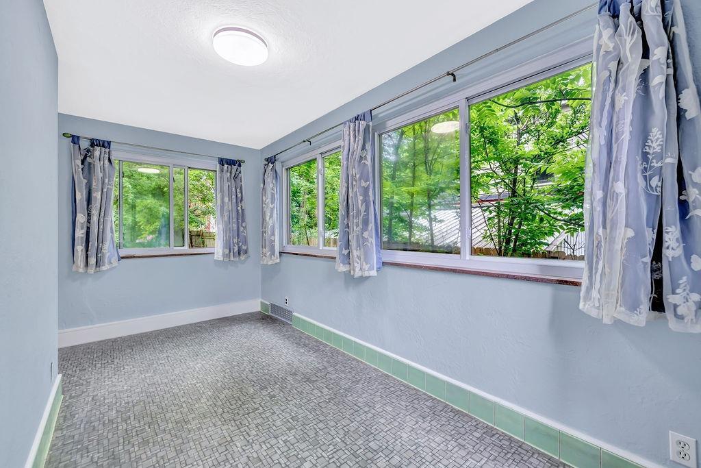 1823 Adams Road Cincinnati, OH 45231 - Photo 18 of 50 Gallery Image 18
