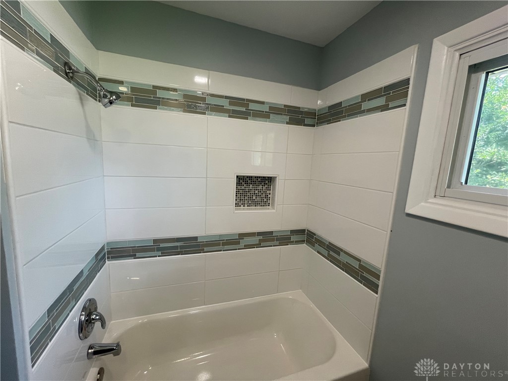 199 West Singer Street Springfield, OH 45506 - Photo 18 of 29 Gallery Image 18