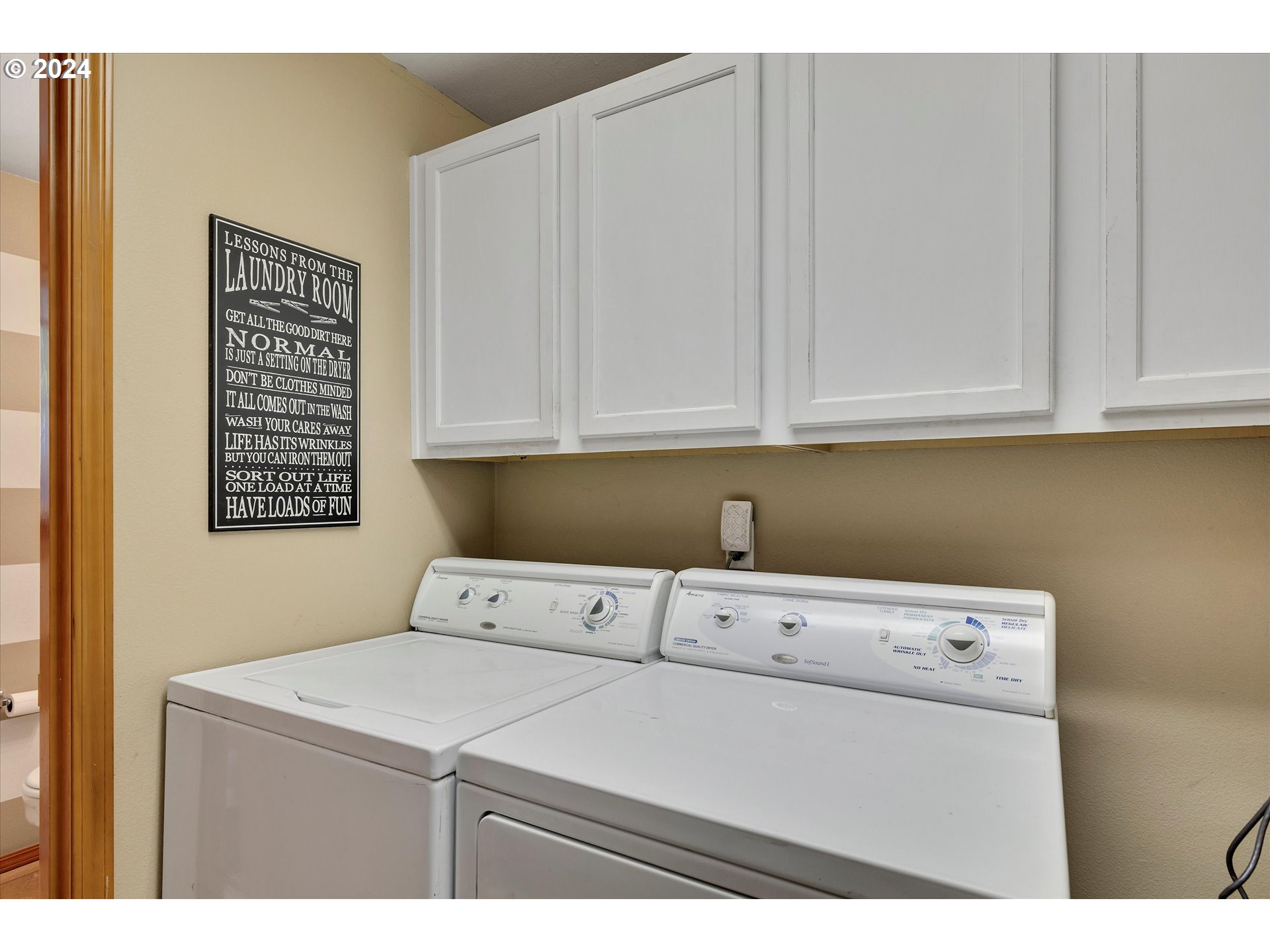 194 Southeast Twp Road Canby, OR 97013 - Photo 16 of 31 Laundry