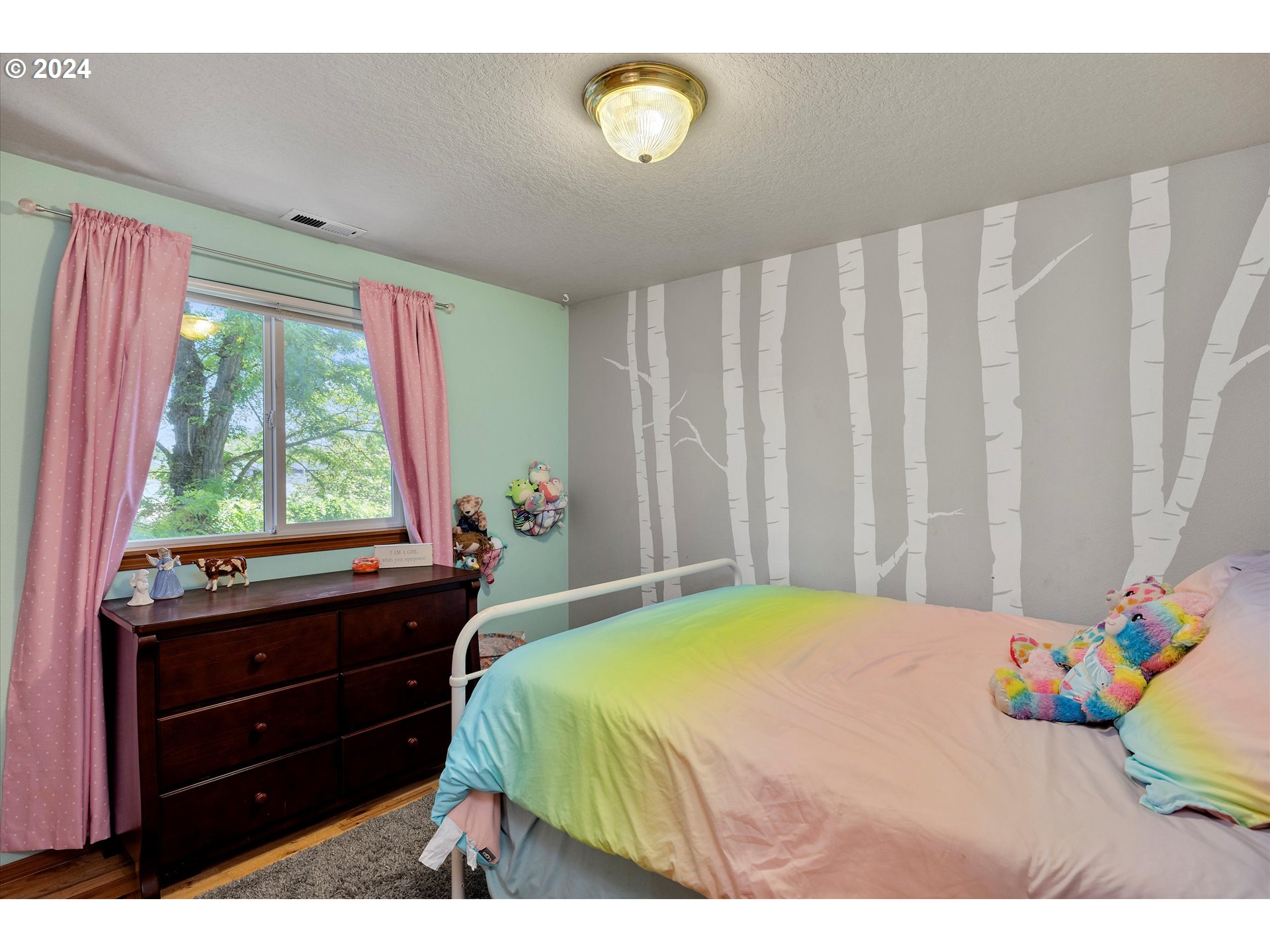 194 Southeast Twp Road Canby, OR 97013 - Photo 21 of 31 Bedroom