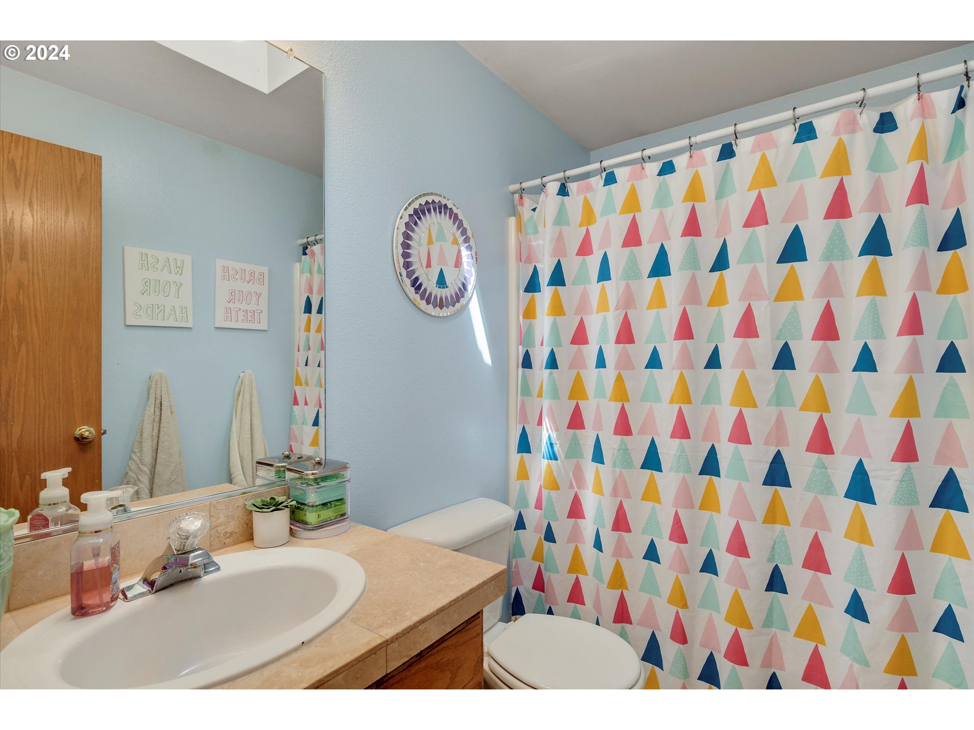 194 Southeast Twp Road Canby, OR 97013 - Photo 23 of 31 Bathroom