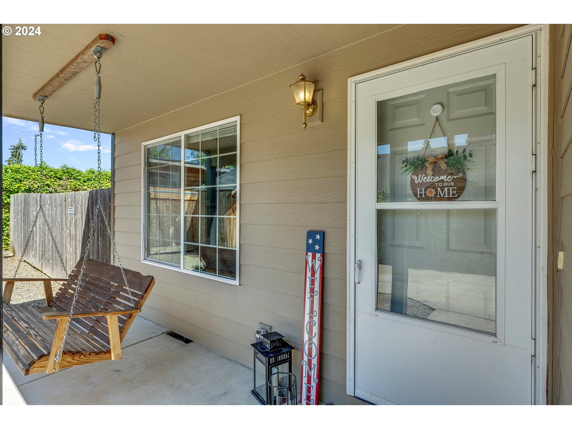 194 Southeast Twp Road Canby, OR 97013 - Photo 4 of 31 Porch
