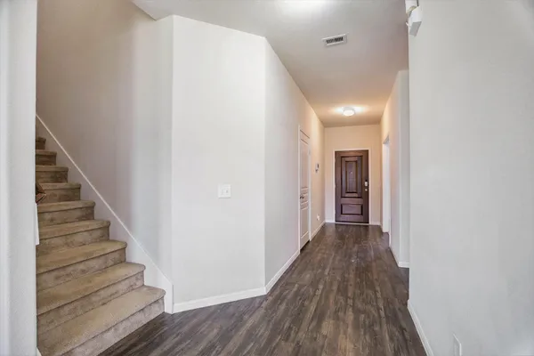 $2,350 | 19607 Whitehaven Mdw Trail, Cypress, TX 77429