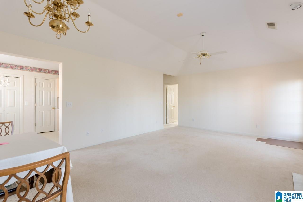 112 Ashford Way Alabaster, AL 35007 - Photo 5 of 27