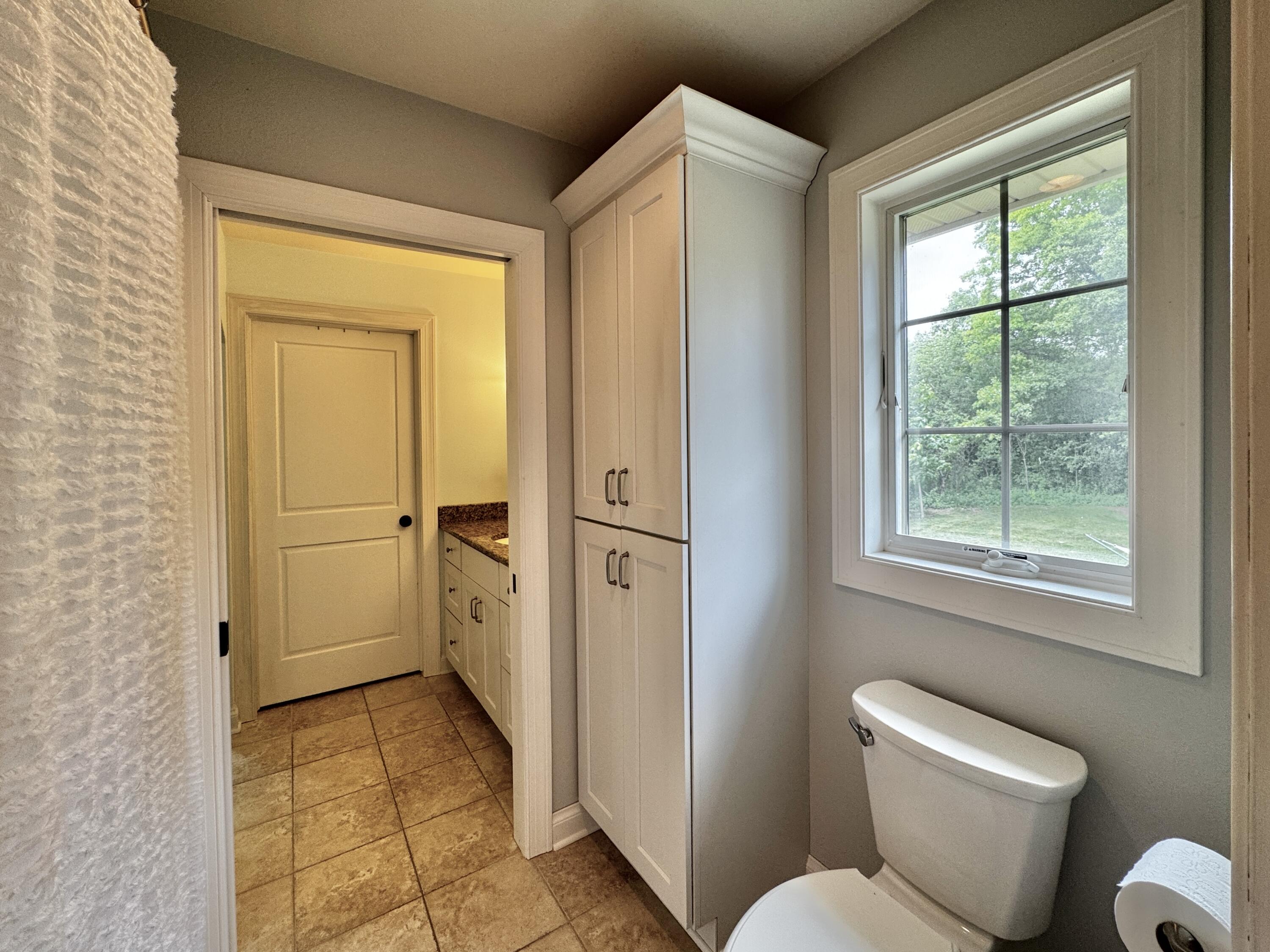 N62-w28550 Rybeck Road Merton, WI 53029 - Photo 17 of 28 Bathroom 3