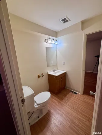$219,000 | 60 North Oxford Road, Springfield, IL 62702