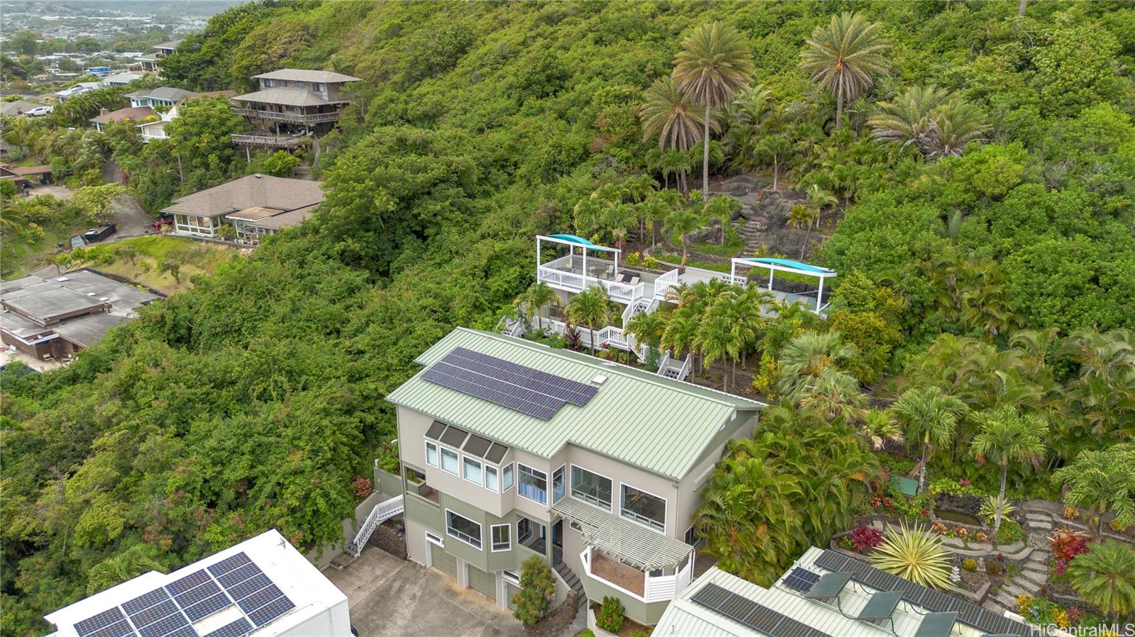 45-081 Lilipuna Road, Unit G Kaneohe, HI 96744 - Photo 20 of 25 an aerial view of a house with a yard