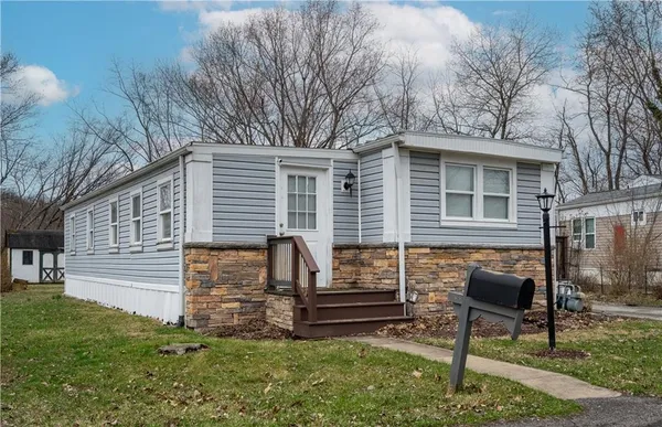$59,900 | 26 Circle Drive, Finleyville, PA 15332
