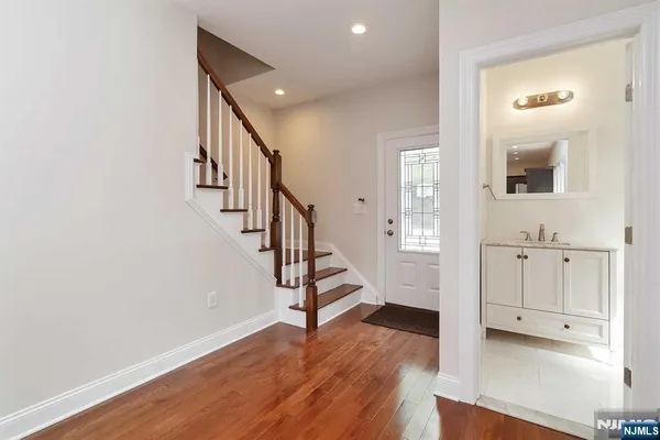 $3,395 | 169 Passaic Street, Unit 3, Hackensack, NJ 07601