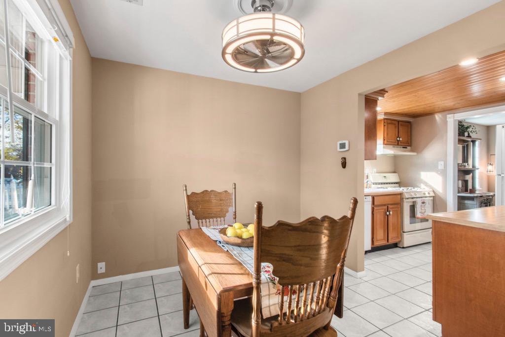 178 Dunlap Road Pasadena, MD 21122 - Photo 15 of 36