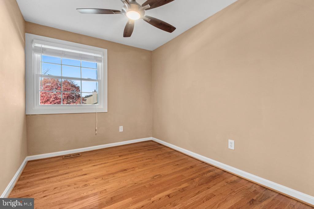 178 Dunlap Road Pasadena, MD 21122 - Photo 26 of 36