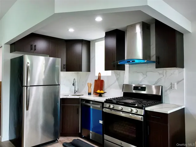 $555,000 | 9730 64th Avenue, Unit 7A | Rego Park