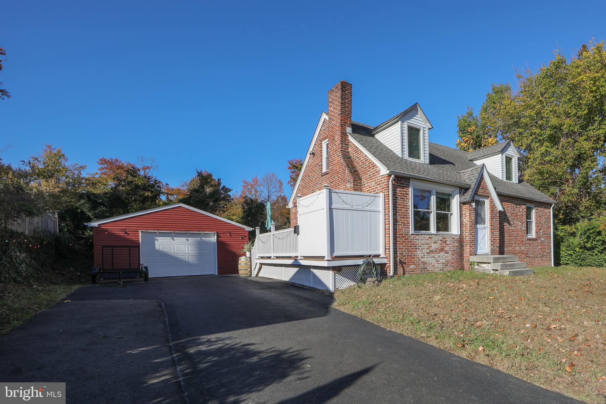 38 Lincoln Avenue Clementon, NJ 08021 - Photo 2 of 38 a front view of a house with a yard