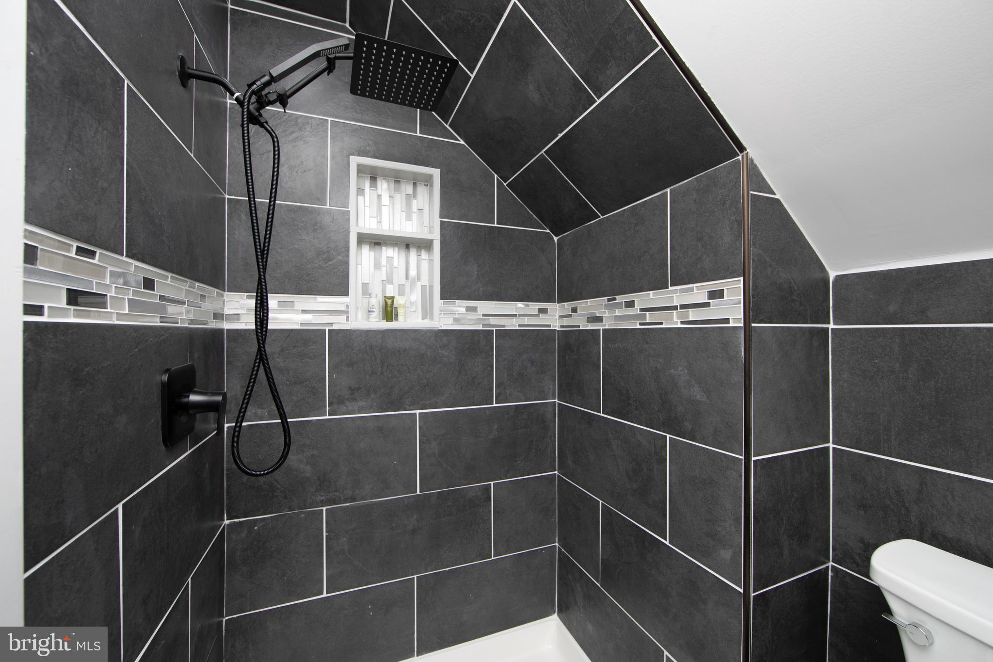 38 Lincoln Avenue Clementon, NJ 08021 - Photo 21 of 38 a bathroom with a shower