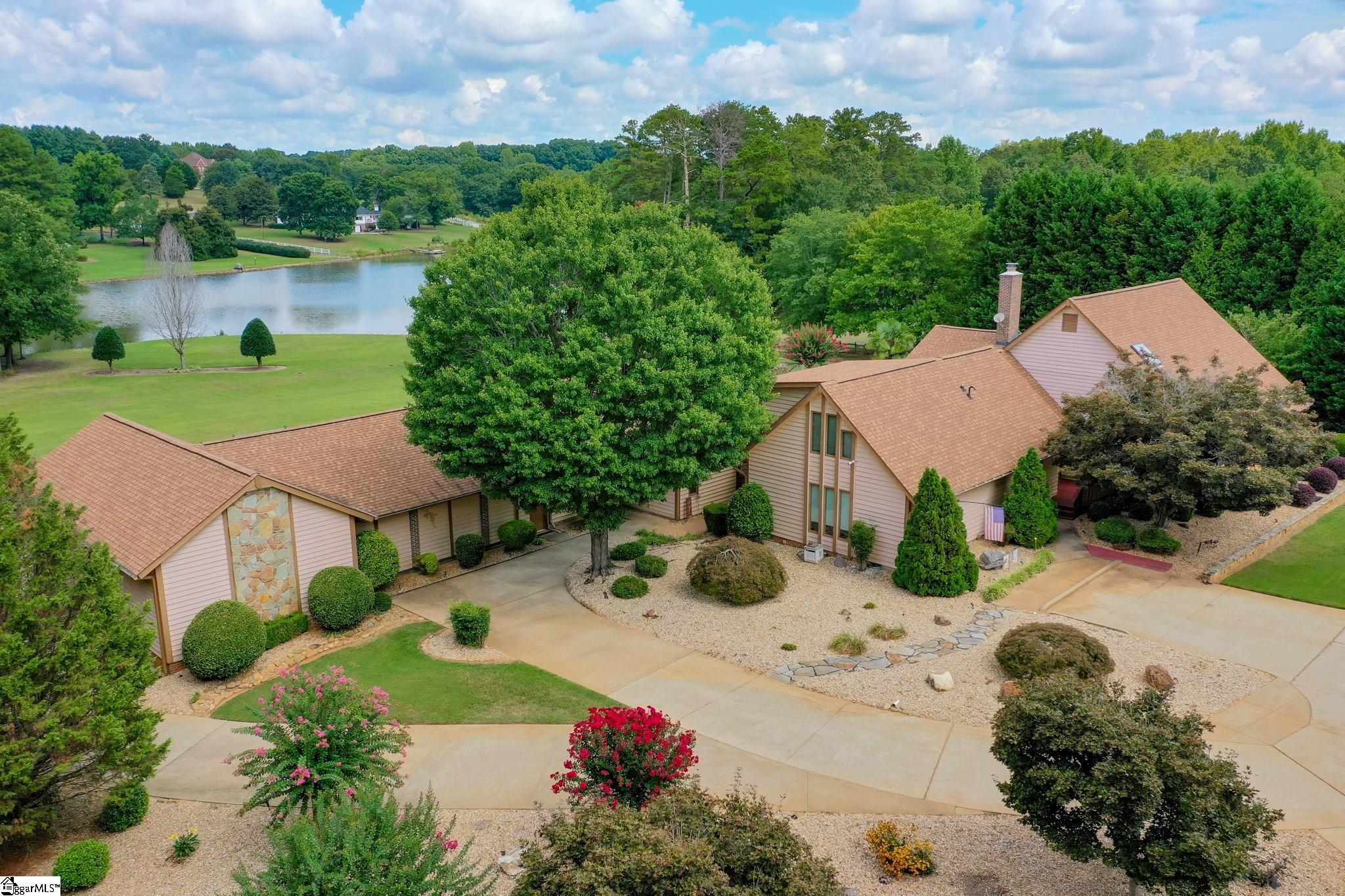 119 Country Lakes Road Easley, SC 29642 - Photo 1 of 36 Gallery Image 1