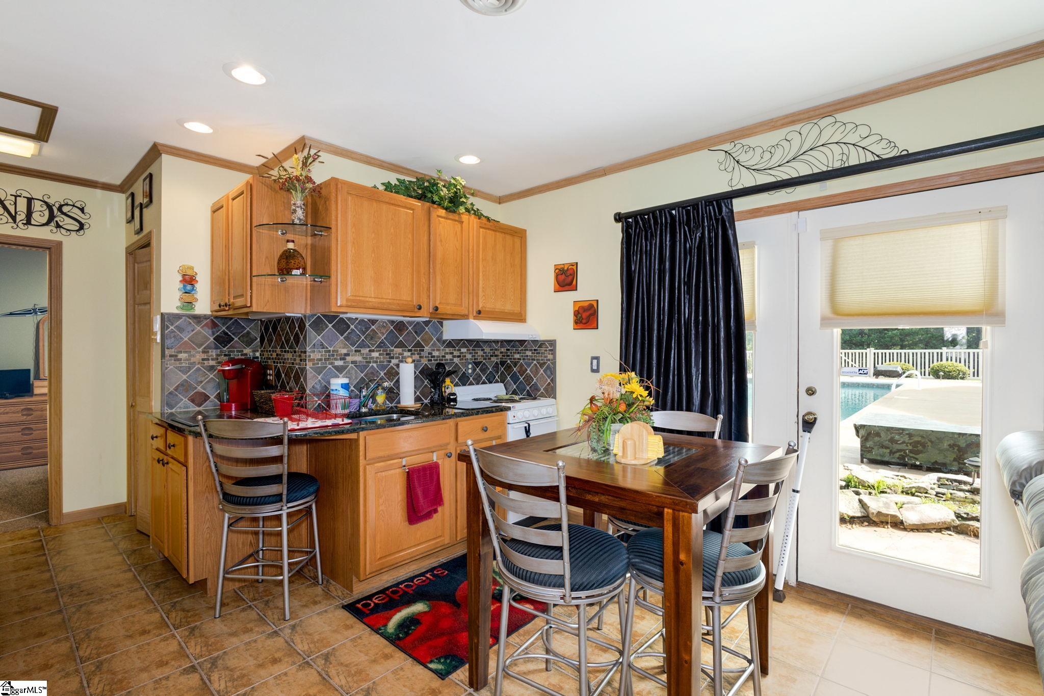 119 Country Lakes Road Easley, SC 29642 - Photo 23 of 36 Gallery Image 23