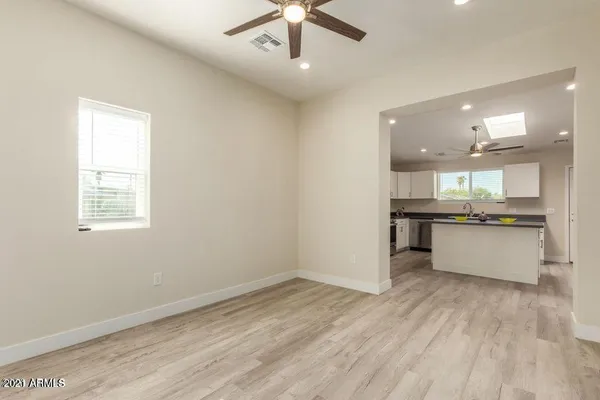 $2,300 | 814 South 1st Avenue, Phoenix, AZ 85003