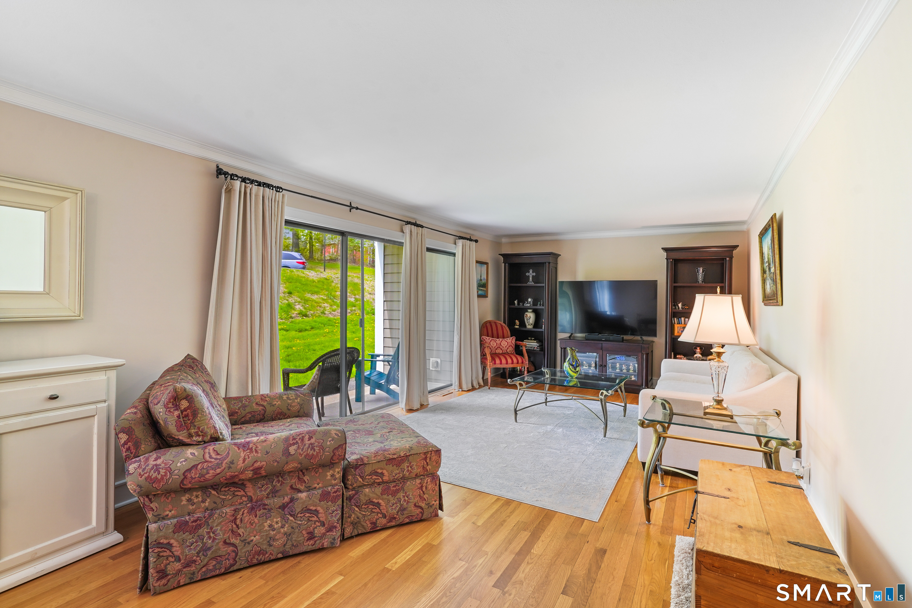 6 Stebbins Close, Unit 6 Ridgefield, CT 06877 - Photo 4 of 33