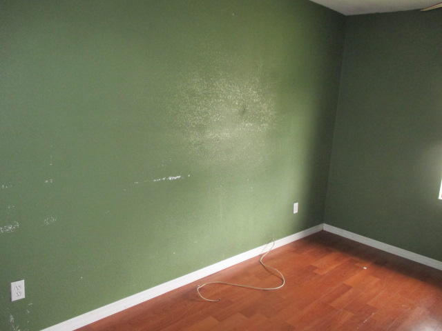 2107 Hunter Road Okeechobee, FL 34974 - Photo 14 of 28 2nd bedroom