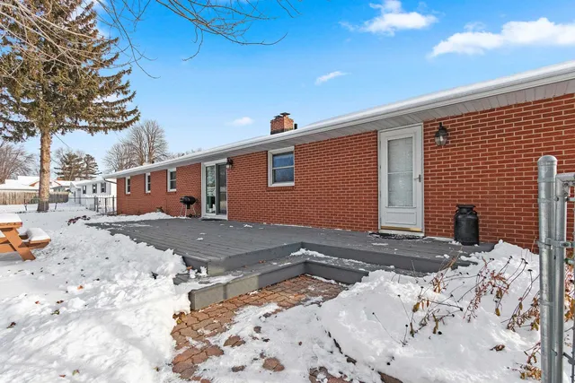 $329,900 | 315 Johnson Street, Pulaski, WI 54162