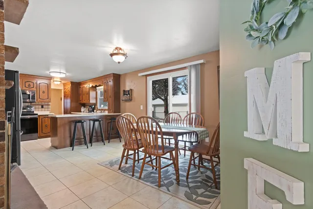 $329,900 | 315 Johnson Street, Pulaski, WI 54162