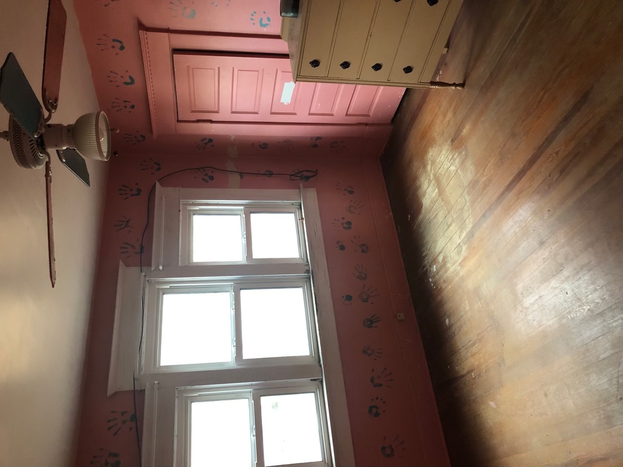 403 East 3rd Street Brocton, IL 61917 - Photo 21 of 39 a view of an entryway