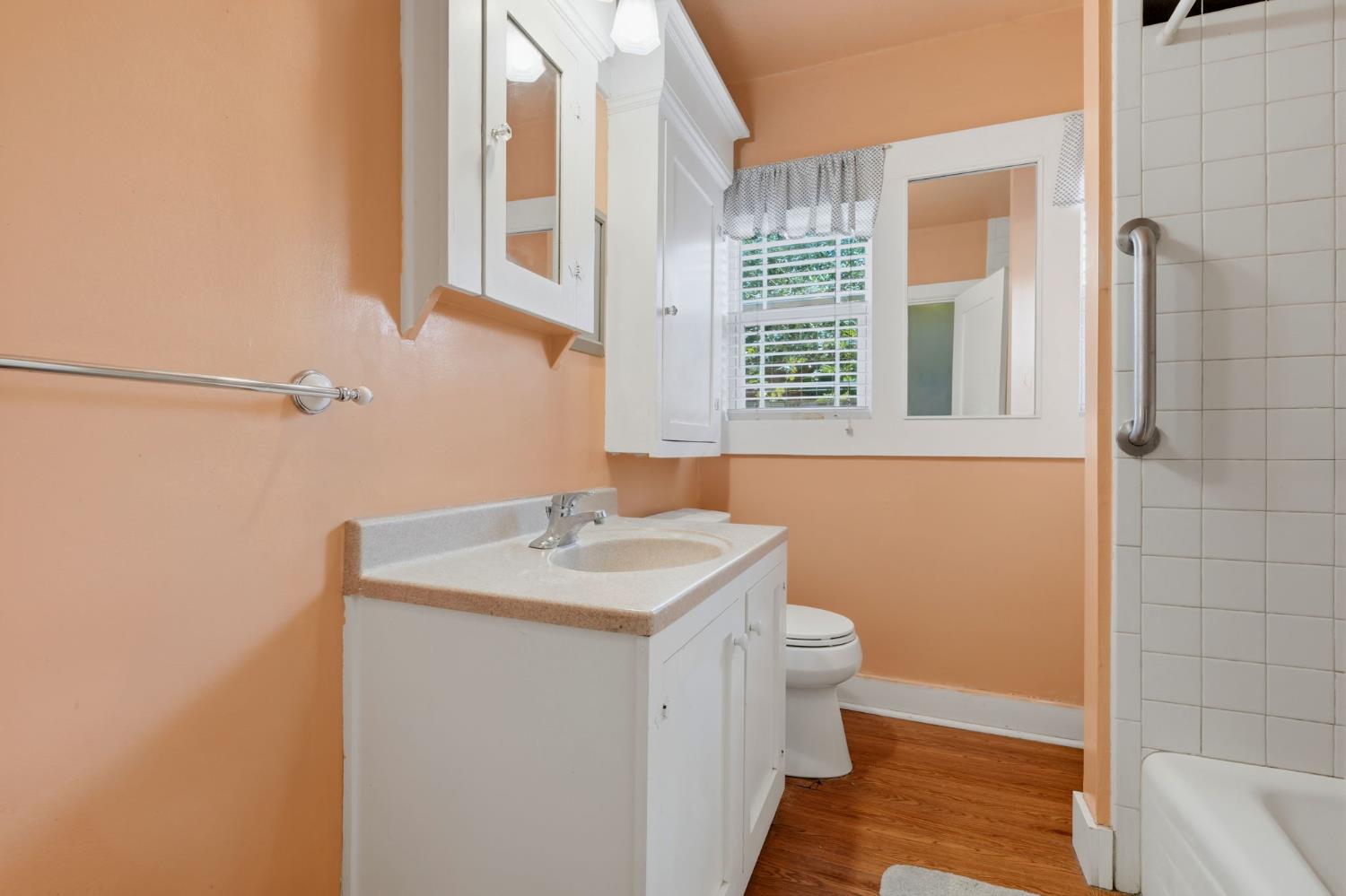 220 South D Street Exeter, CA 93221 - Photo 18 of 27