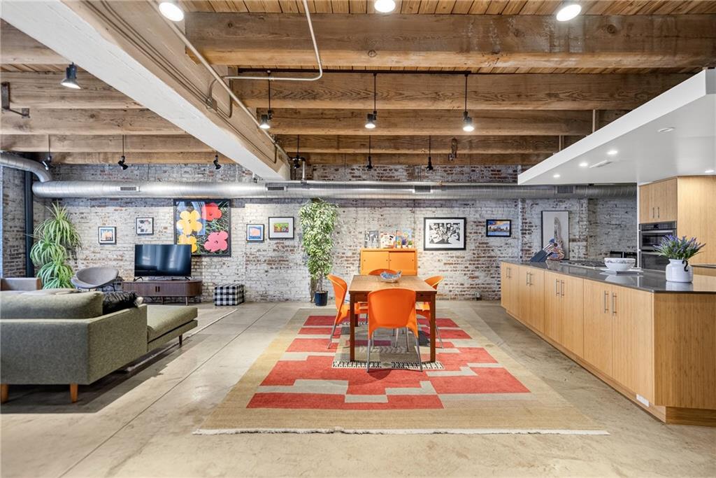 429 First Avenue, Unit 3 Pittsburgh, PA 15219 - Photo 21 of 50