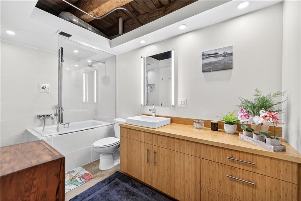 429 First Avenue, Unit 3 Pittsburgh, PA 15219 - Photo 33 of 50