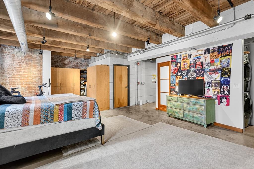 429 First Avenue, Unit 3 Pittsburgh, PA 15219 - Photo 38 of 50