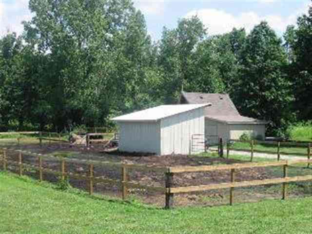 7864 West Newburg Road Carleton, MI 48117 - Photo 2 of 8 767336-1.JPG