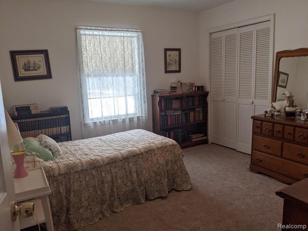 7375 Oak Hill Road Clarkston, MI 48348 - Photo 15 of 24 Gallery Image 15