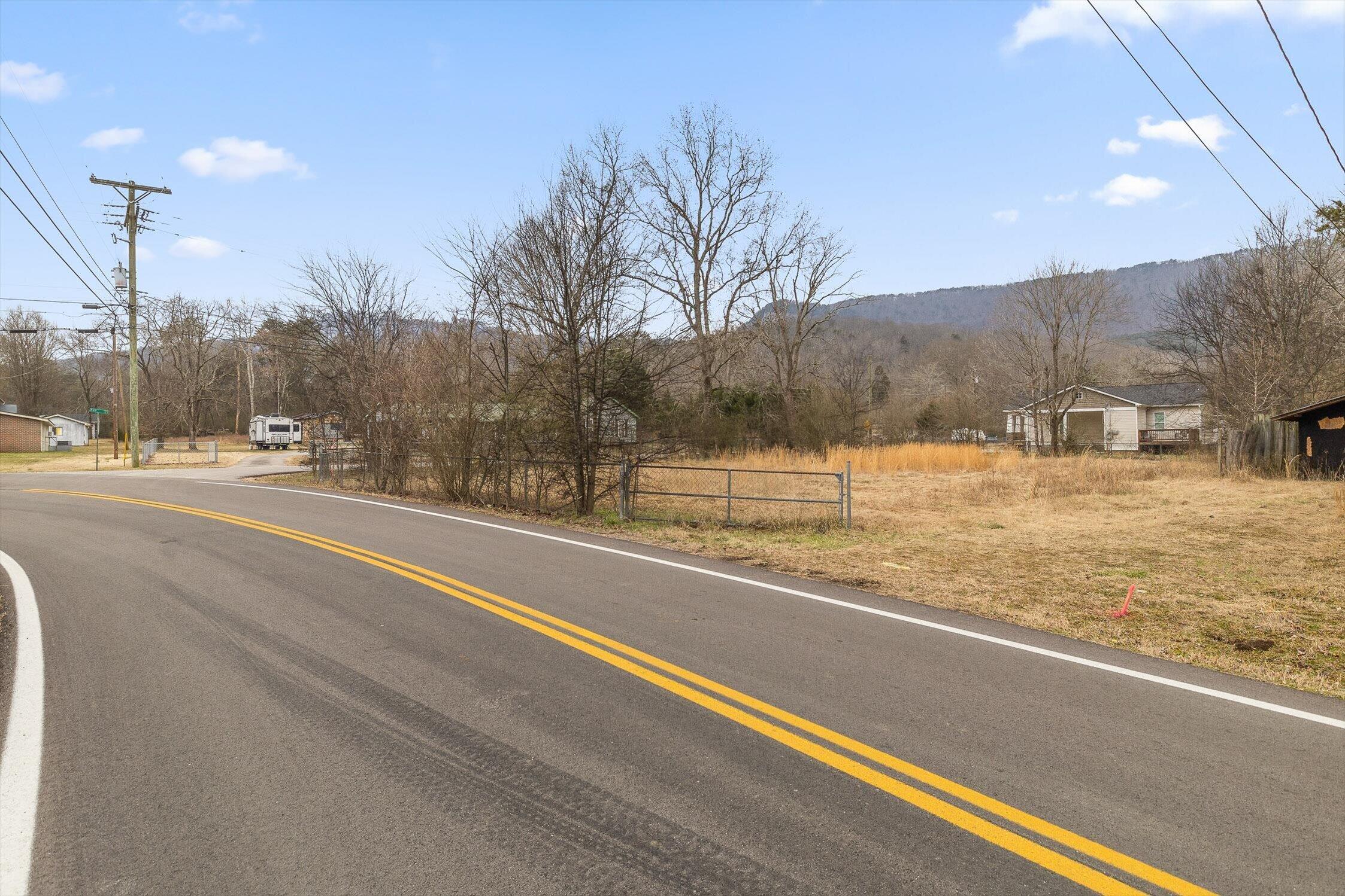 704 Ray Lane Hixson, TN 37343 - Photo 9 of 22 09-Ray-8