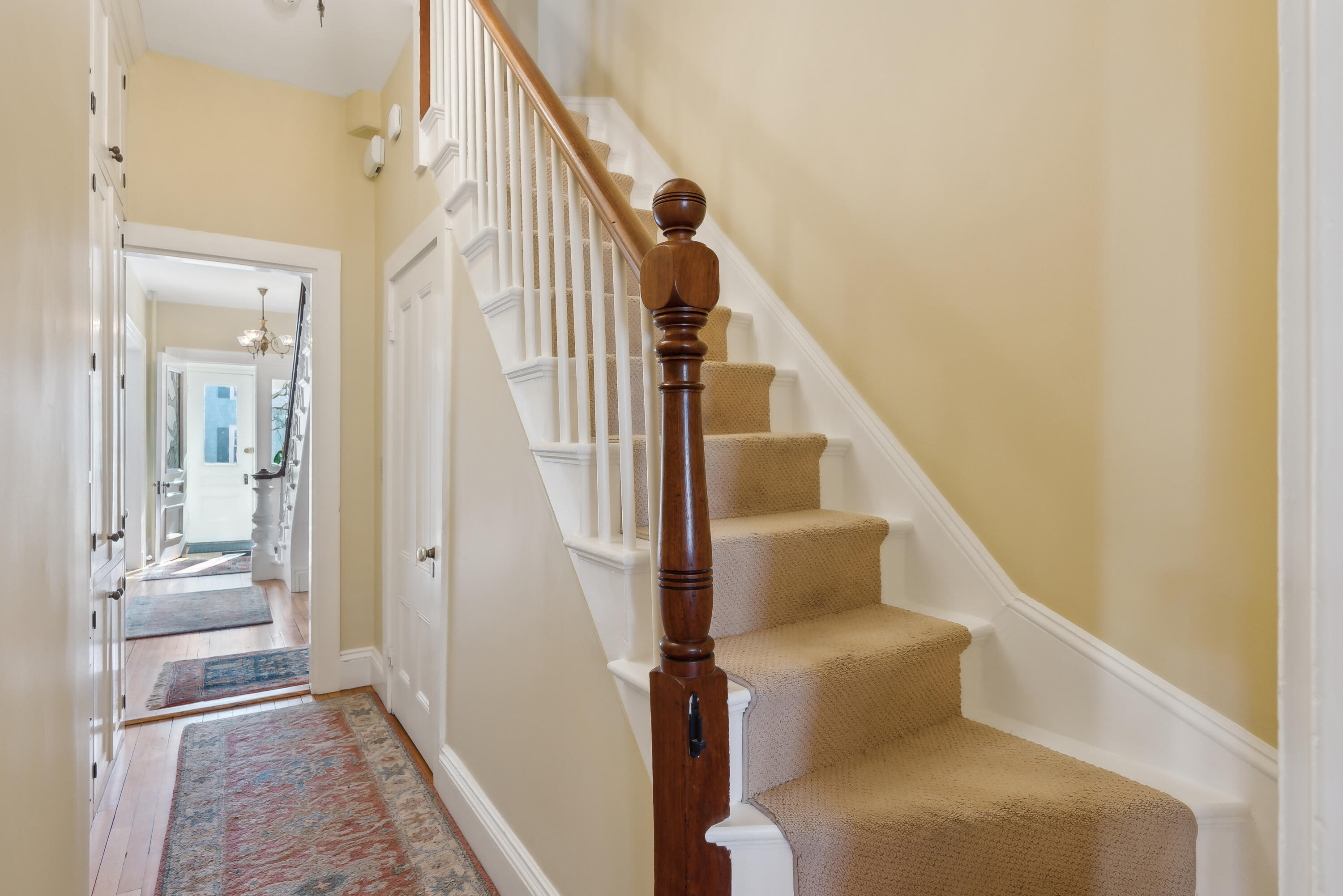 64 Thomas Street Portland, ME 04102 - Photo 20 of 52 1st floor hallway