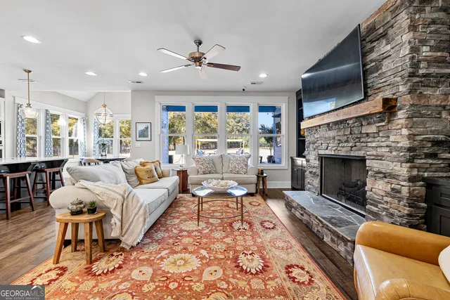 $1,115,000 | 135 Woodbridge Place, Brooks, GA 30205