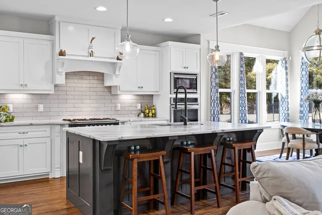 $1,115,000 | 135 Woodbridge Place, Brooks, GA 30205