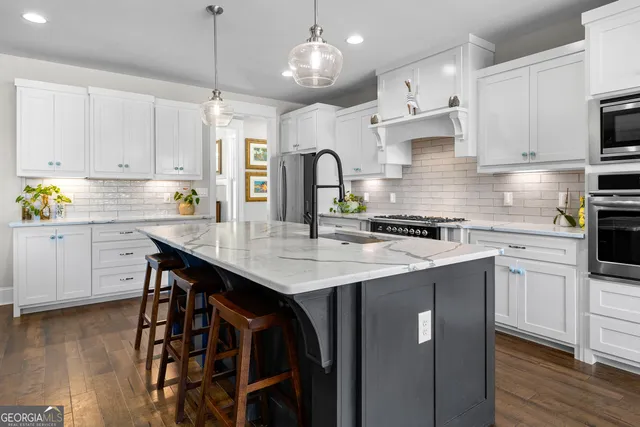 $1,115,000 | 135 Woodbridge Place, Brooks, GA 30205