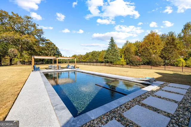 $1,115,000 | 135 Woodbridge Place, Brooks, GA 30205