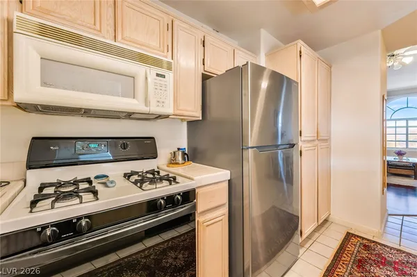 $1,495 | 3125 North Buffalo Drive, Unit 2105, Las Vegas, NV 89128